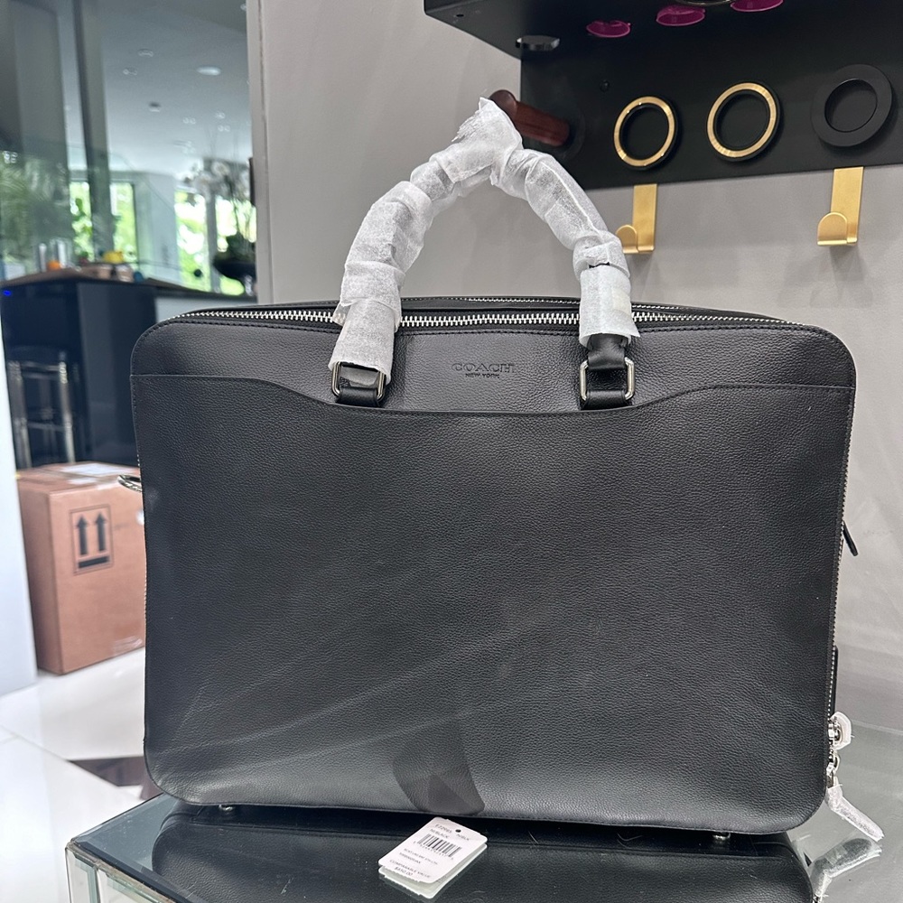 Black leather briefcase COACH
